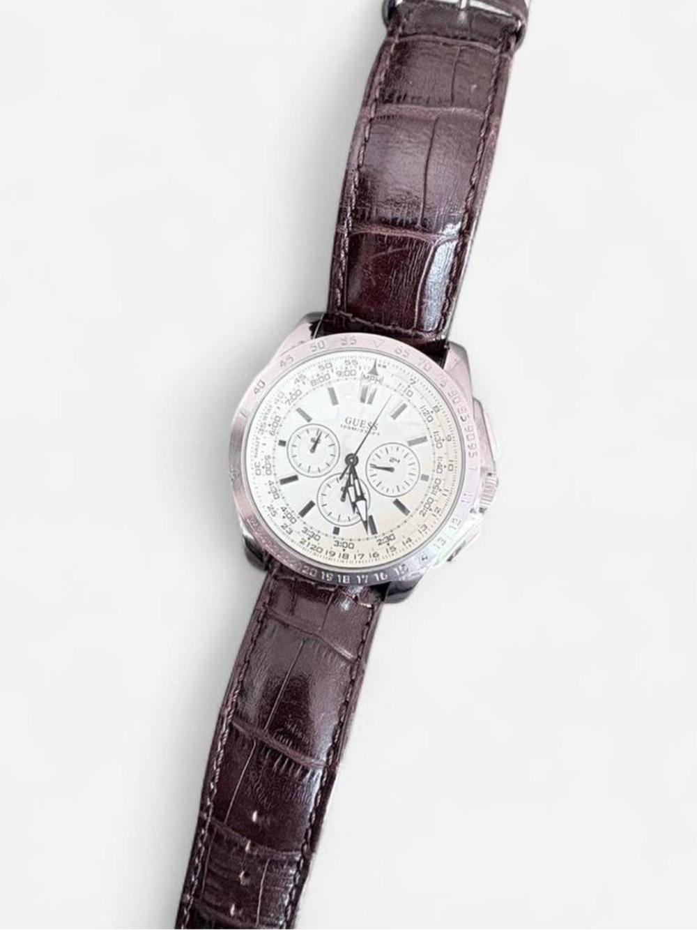 GUESS Silver Dial Dark Brown Croc-Embossed Leather Strap Watch